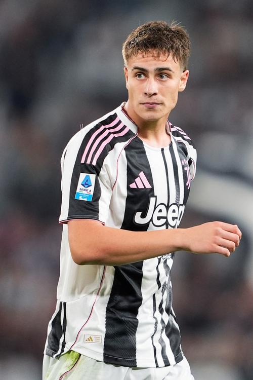 13球，伊尔迪兹21岁前意甲进球数并列尤文队史第七位