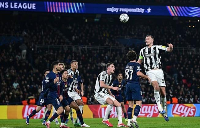 巴黎1-1纽卡全场数据：控球67%-33%，良机3-2，射门25-10