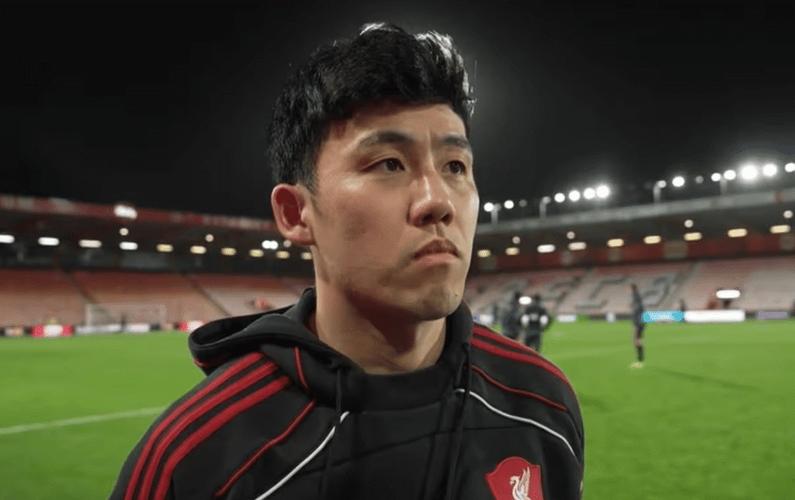 远藤航：感谢球迷对我的支持，会争取拿到欧冠和足总杯冠军